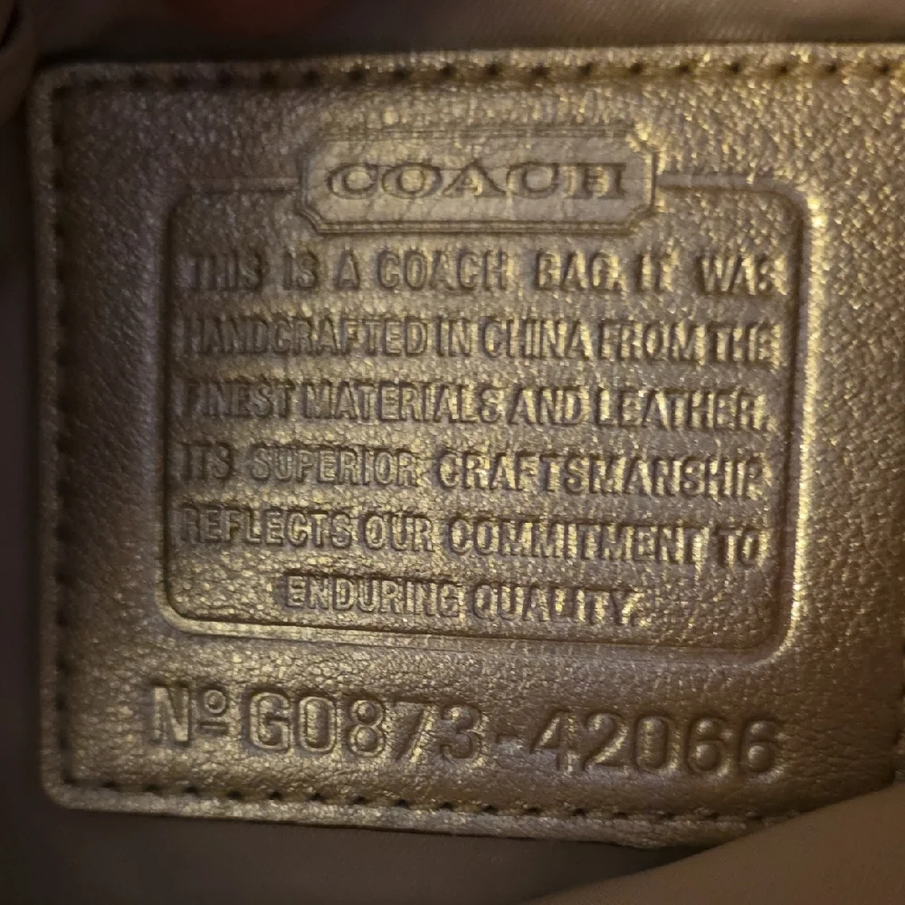Coach Hobo 2008 Metallic Wave Patchwork Bag!  💕 - Picture 4 of 17